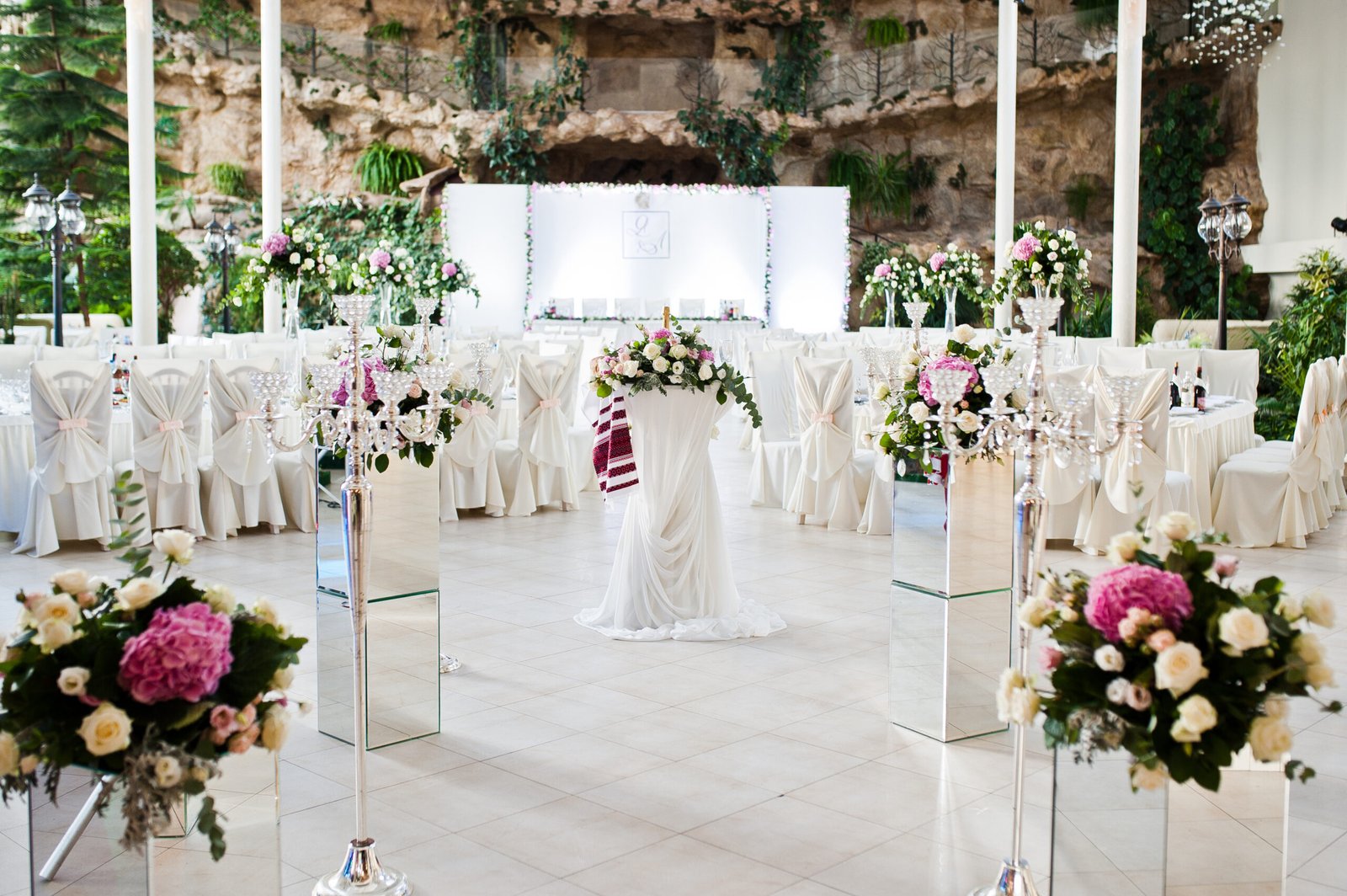 Beautiful wedding set decoration in the restaurant.
